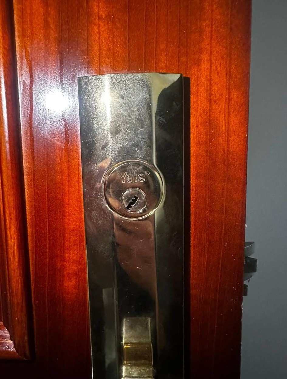 開鎖, YALE鎖