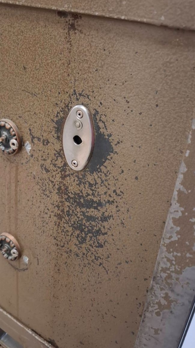 開鎖, 換鎖, 鐵閘鎖