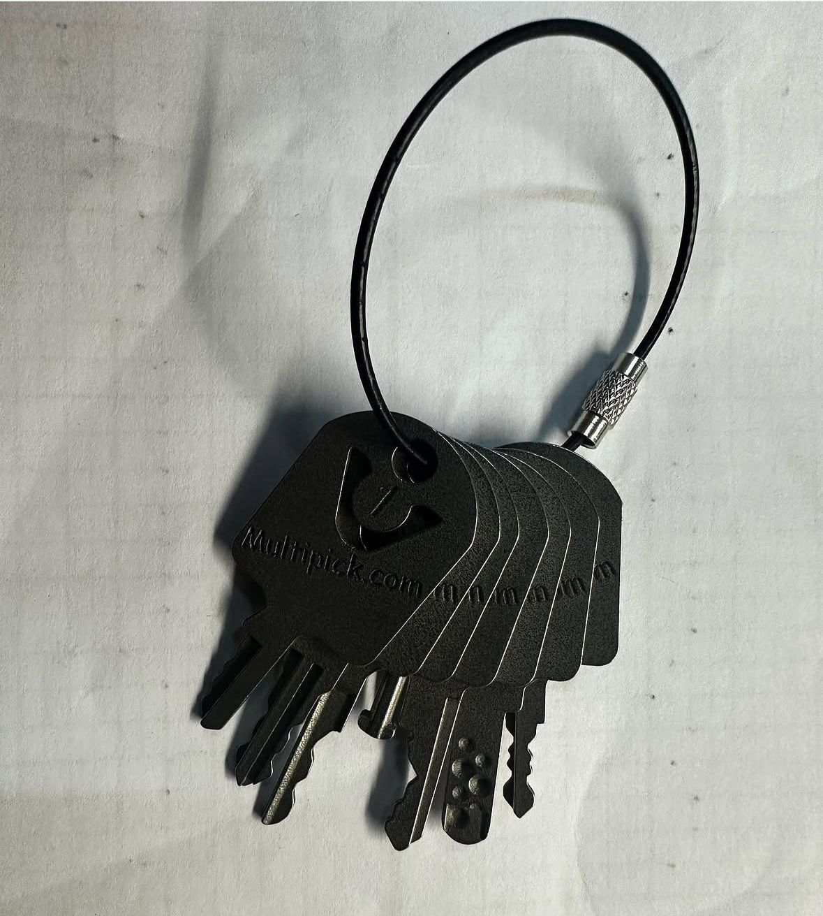 365開鎖持有海關鎖匙 專業開鎖服務