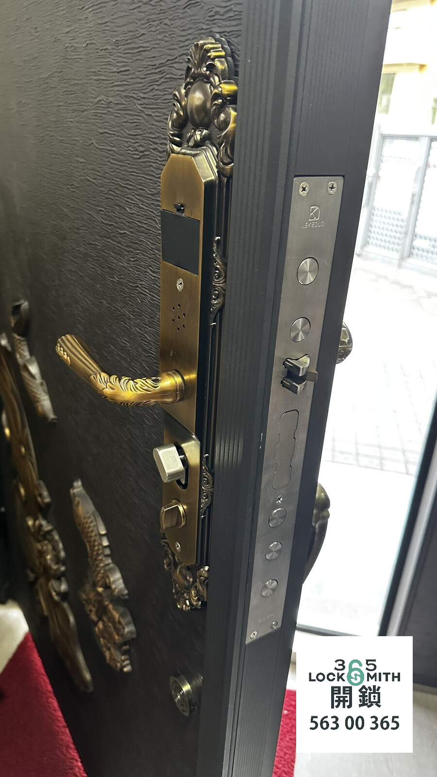 緊急開鎖 , 開鎖, 開鎖佬, 鎖匠